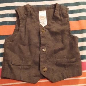 Boy 24 month dark gray dress vest by Wonder Natio